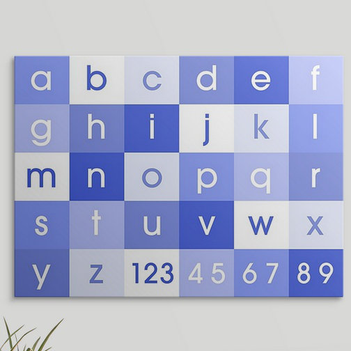 «Alphabet» par Justin, art textuel en bleu, H 18 po x l 24 po x P 1,25 po, Toile