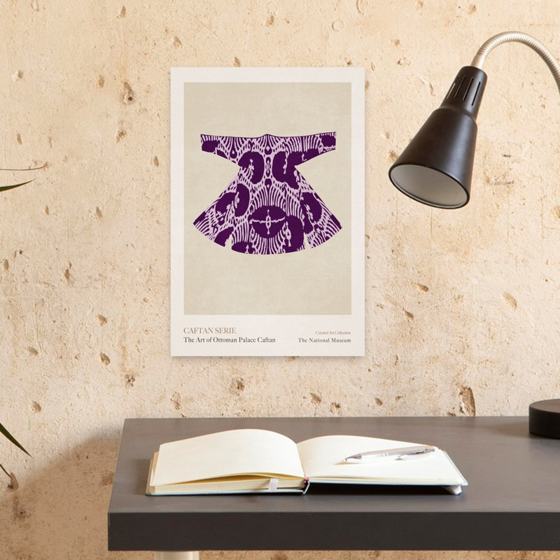«Mauve Caftan Elegance», art mural traditionnel rétro, H 18 po x l 12 po