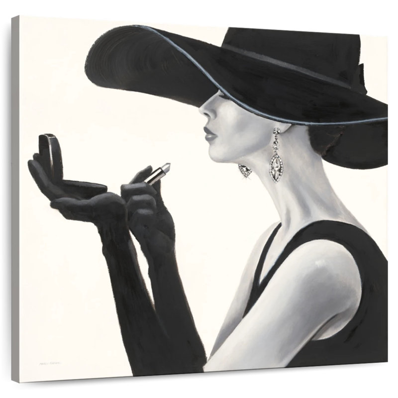 Leisha Haute Chapeau II, 20" H x 20" W