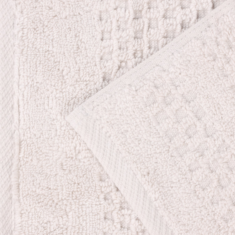 Playa Zero Twist Cotton Medium Weight Solid Waffle Textured Bath Towels, Silver