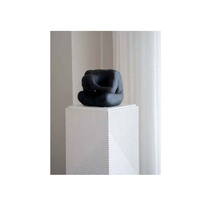 Lucca Pedestal 45"