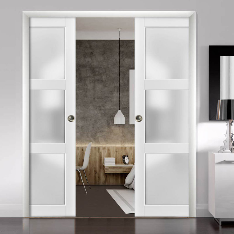 Portes blanches en verre givré Lucia avec trousse de quincaillerie d'installation, 56 po x 80 po