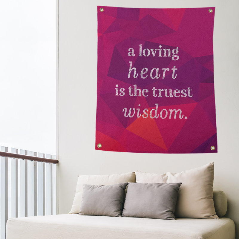 Tapisserie en polyester et citation de gemme en polyester, H 36 po x l 26 po, Rubellite