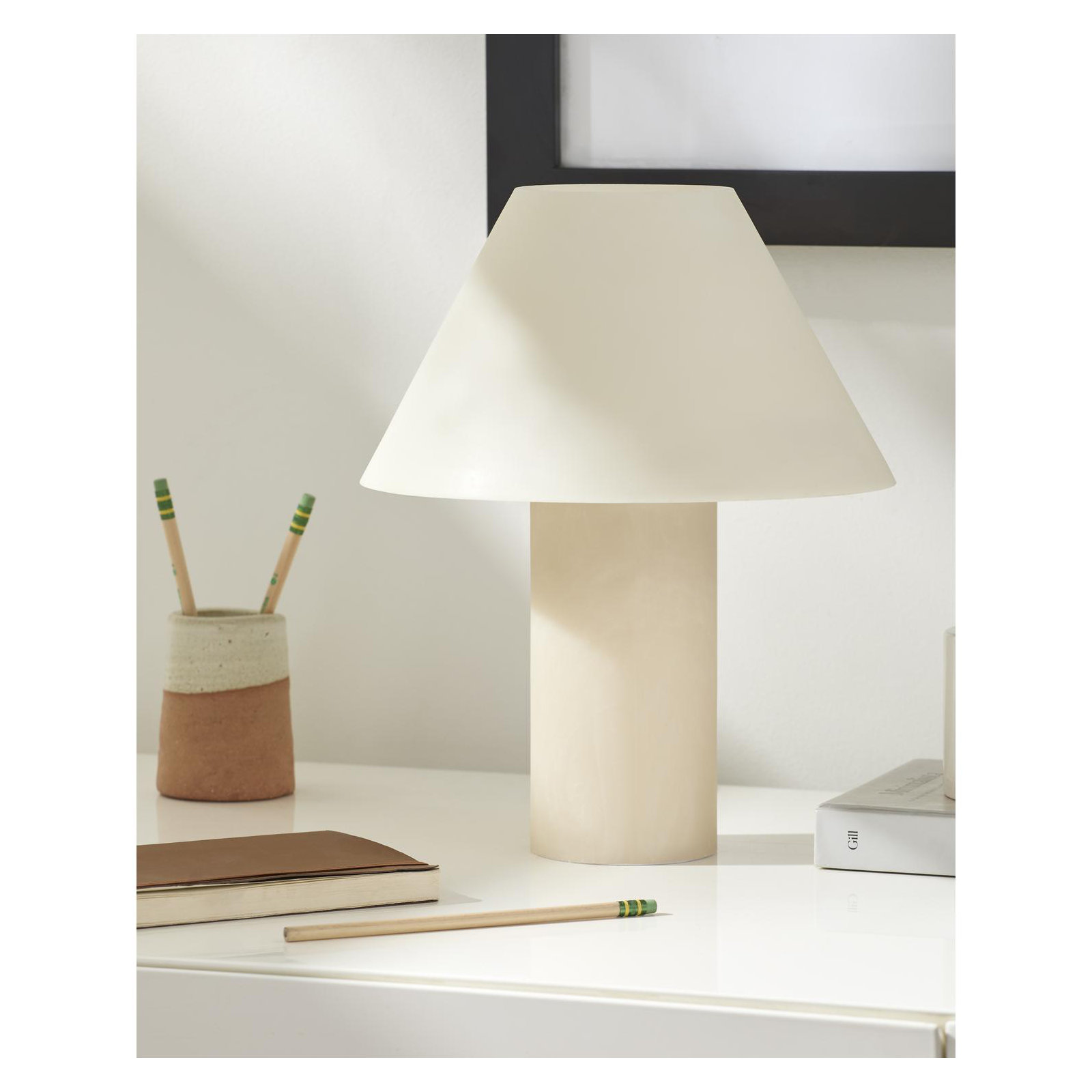 Widmer Table Lamp