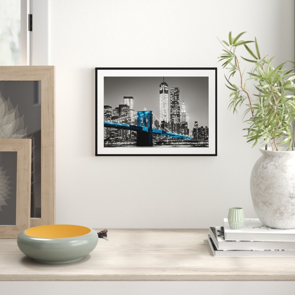 Gerahmtes Poster Brooklyn Bridge mit Wolkenkratzern