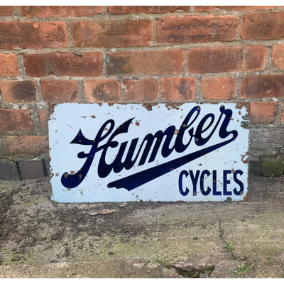 Wall Decor on Metal