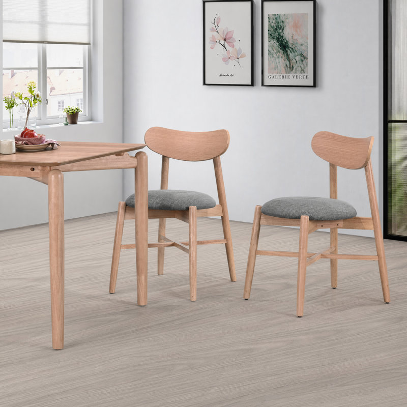 Chaises d'appoint rembourrées avec structure en bois massif, Walnut