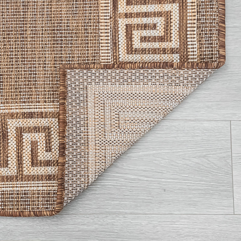 Tapis brun / crème à imprimé animal, Rectangle 5 pi 3 po x 7 pi 3 po