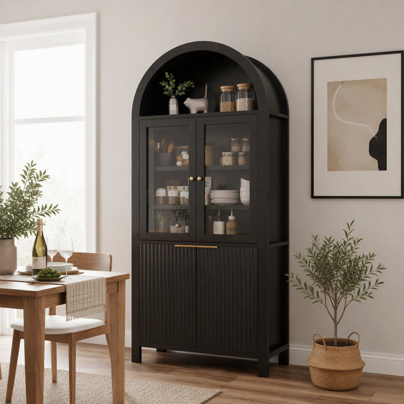 Élégant garde-manger arqué haut cannelé avec tablettes réglables, tiroir caché et porte vitrée pour la cuisine, le salon et la salle à manger