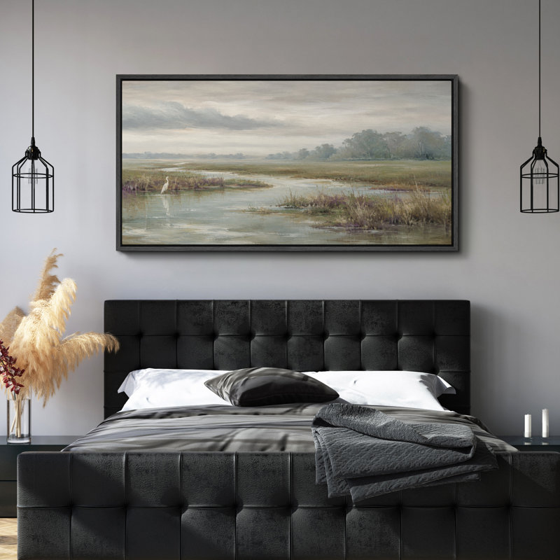 «Neutral Marsh Landscape with White Heron», impression murale sur toile encadrée, H 30 po x l 60 po x P 1,5 po, Noir