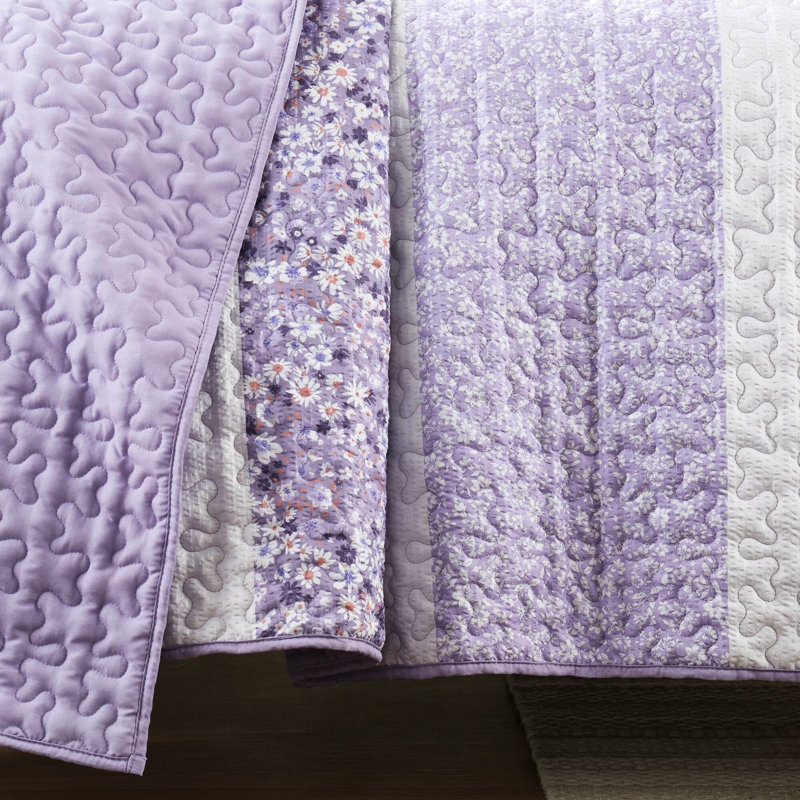 Courtepointe très grande / très grande taille, jeté, courtepointe en microfibre imprimée, trois motifs floraux, coussin froncé, lavable à la machine 4 pièces - style Shabby Chic, 2 taies décoratives, 1 jeté