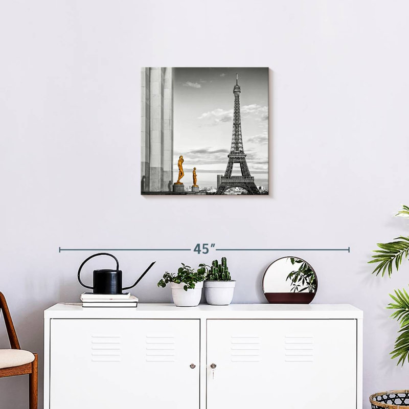 Lilie Eiffel Tower View, 20" H x 20" W