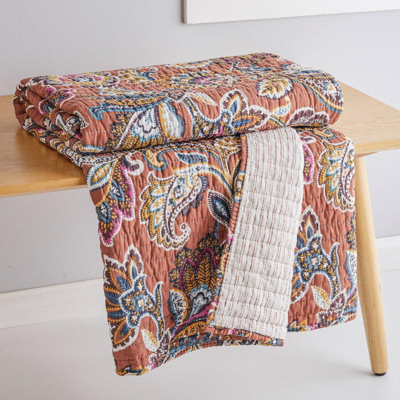 Elizabeta Quilted Throw
