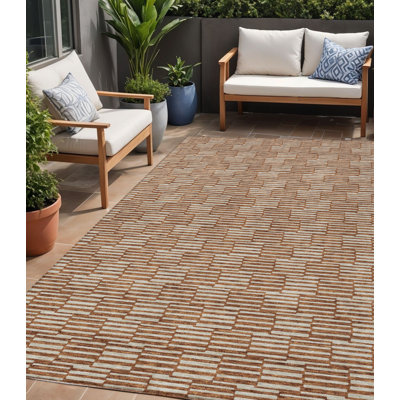 Tapis géométrique lavable intérieur / extérieur 5 pi x 8 pi cuivre