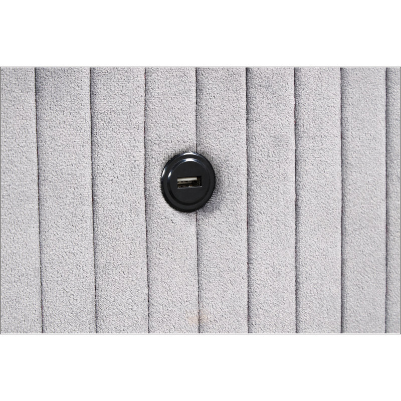 Grand lit en tissu d'ameublement, Grand lit