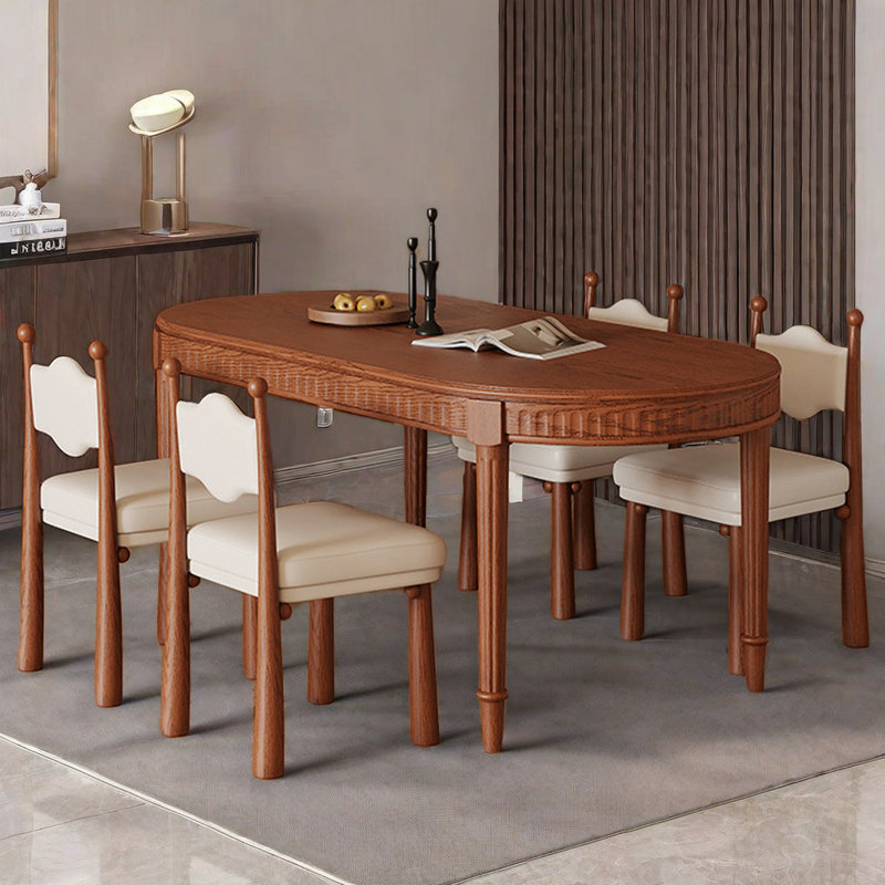 Ancienne table et chaises, H 29,5 po x L 55,1 po x l 31,4 po