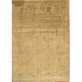 Wool Oriental Area Rug in Tan/Ivory