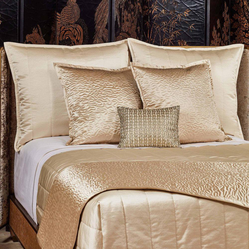 Hammered Lumbar Pillow Cover & Insert, Champagne