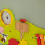 Centre d'activités d'apprentissage mural en bois