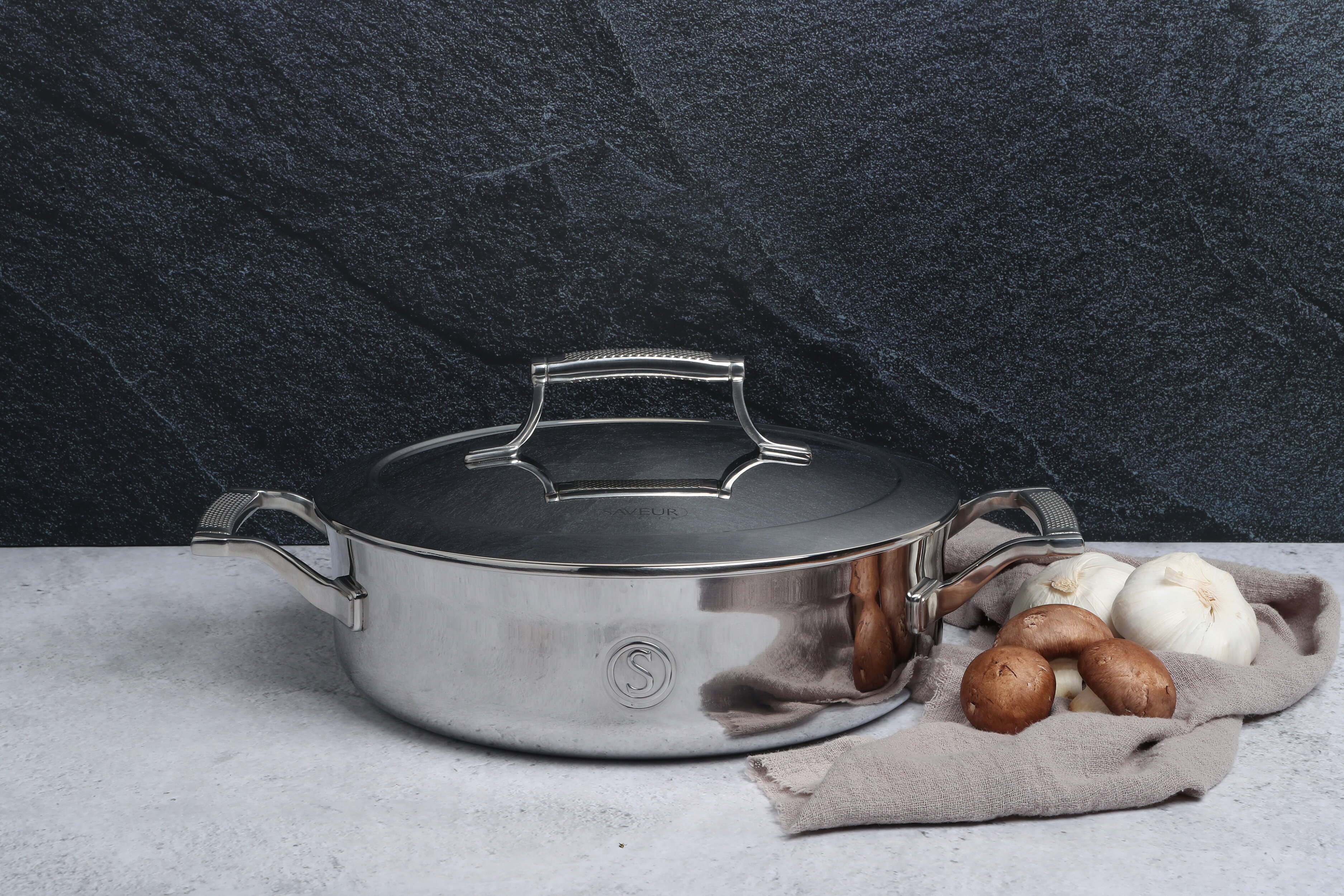 https://assets.wfcdn.com/im/69179062/compr-r85/1181/118125288/stainless-steel-saute-pan-with-lid.jpg