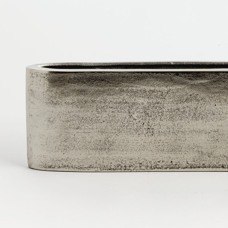 Joss Vase, Silver