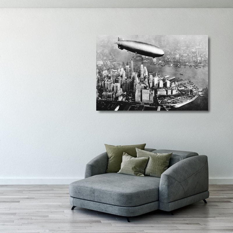 Zeppelin au-dessus de New York IMC-A9711, H 27 po x l 40 po