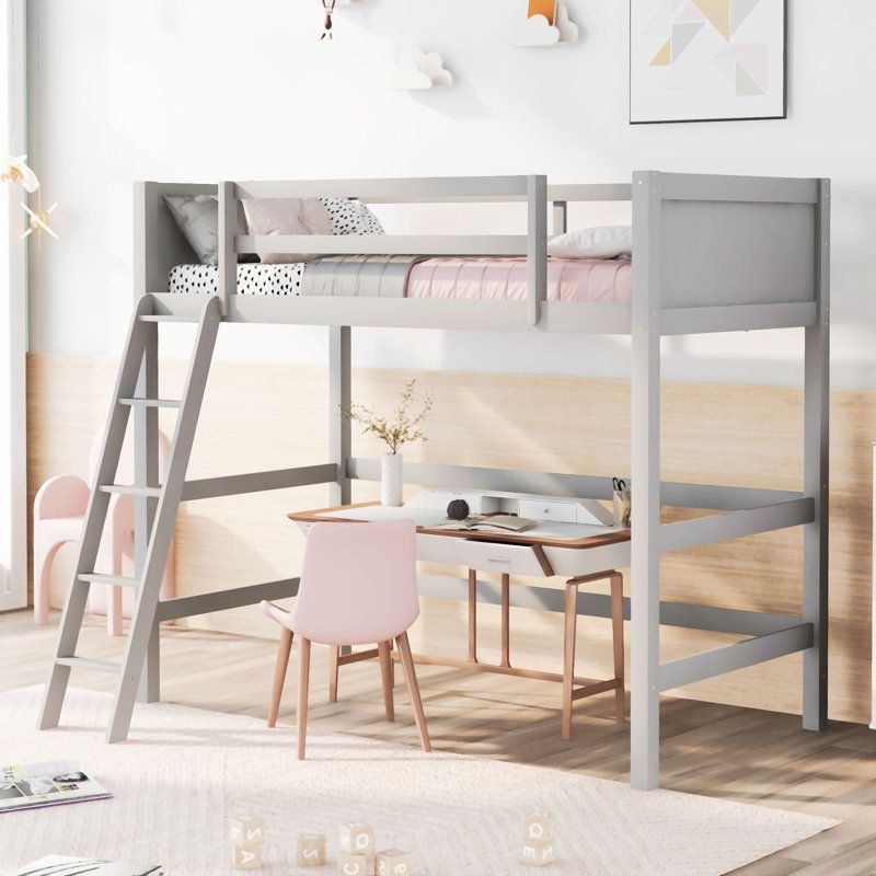 Jacqulyne Solid Wood Platform Bed, Gray