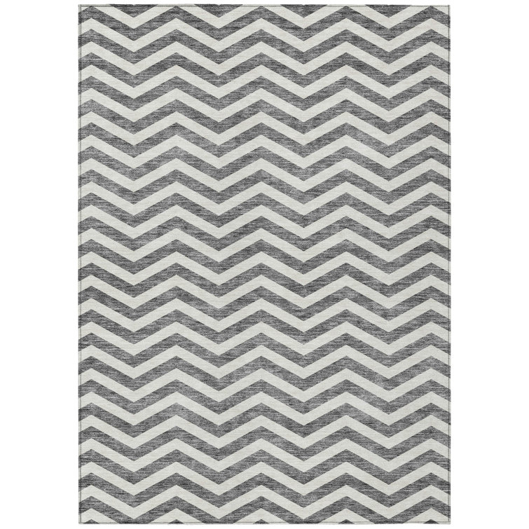 Colturo Chevron Indoor / Outdoor Rug