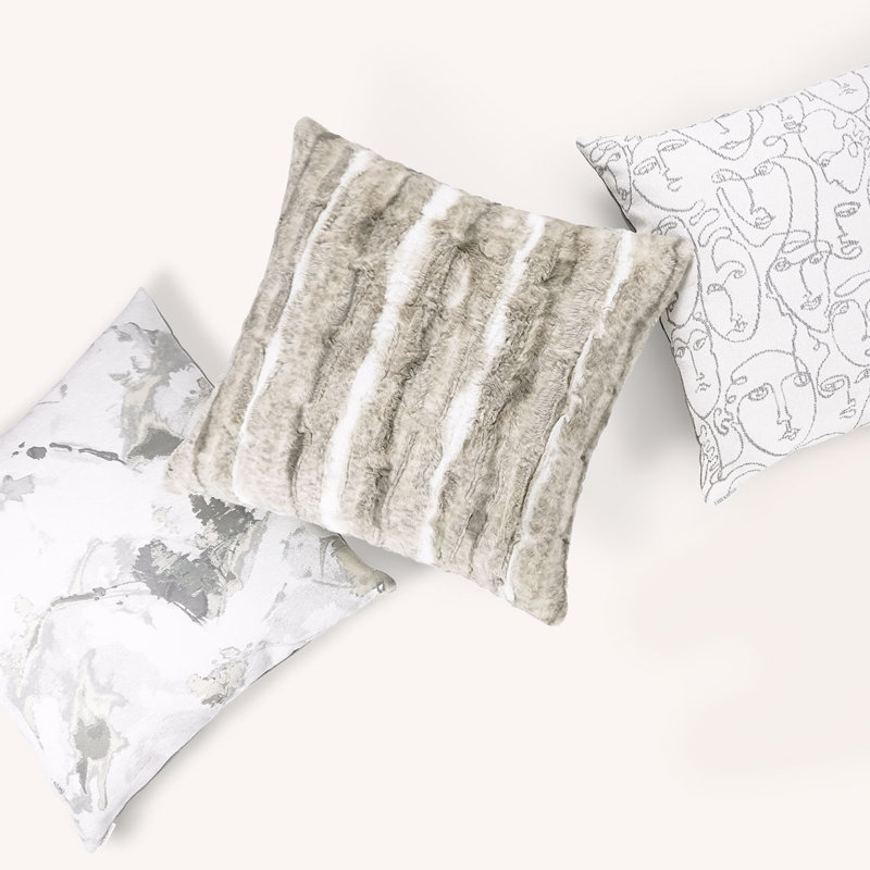 Roar Pillow Cover & Insert, Square 22"