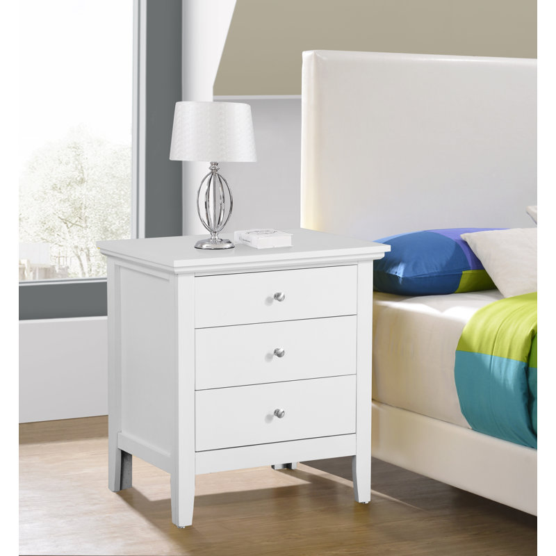 Hammond 3-Drawer White Wood Nightstand