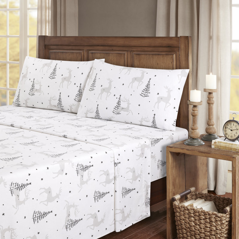 Kathy Ireland 100% Turkish Cotton Flannel Sheet Set, Twin Sheet Set + 1 Fitted Sheet + 1 Pillowcase, Chirstmas Deer
