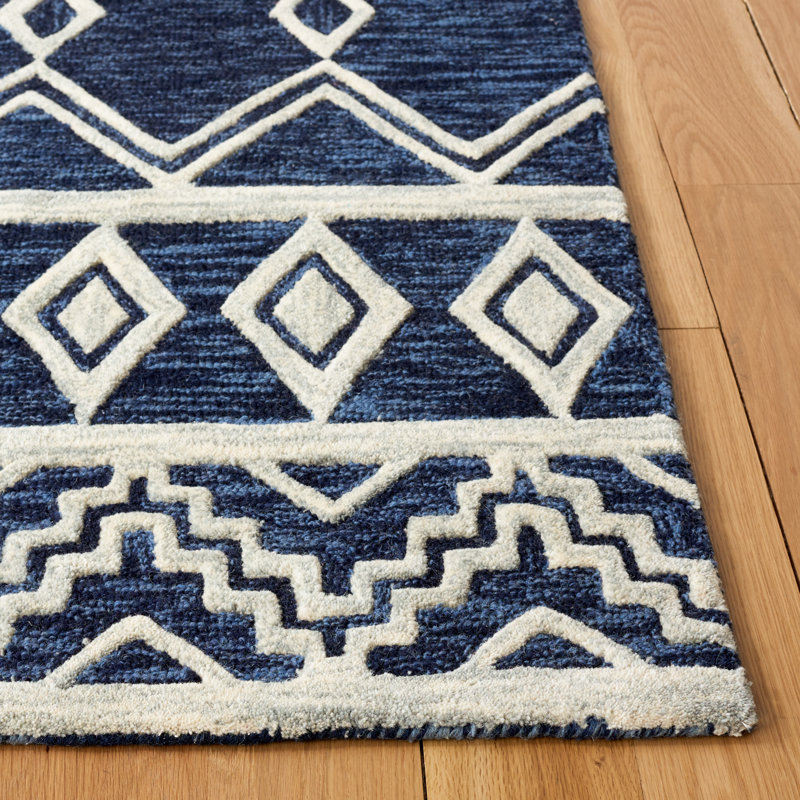 Abbigaile Hand Tufted Wool Southwestern Rug, Rectangle 3' x 5'