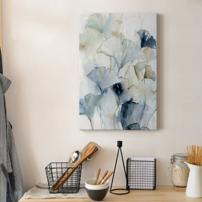 Indigo Ginkgo I - peinture sur toile tendue, H 36 po x l 24 po x P 1 po