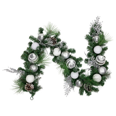Guirlande verte 6 pi avec pinecones et ornements de Noël rayés