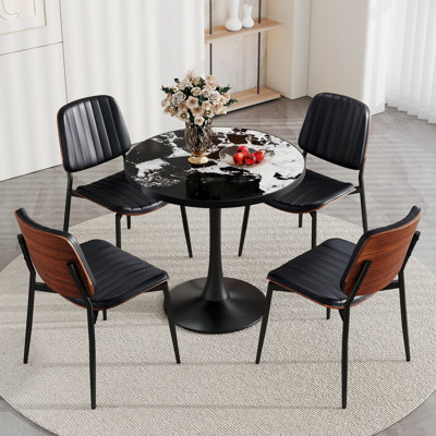 Braylen 4 - Person Dining Set