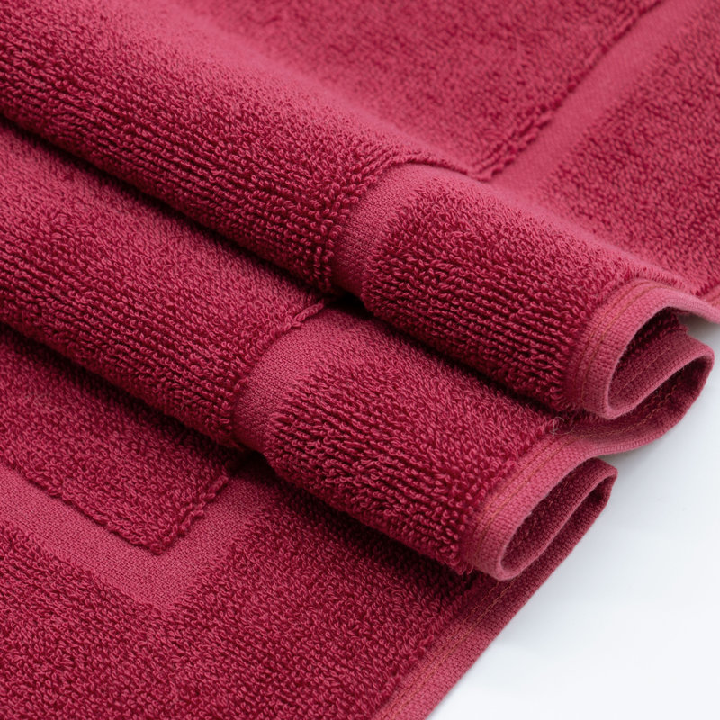 Bath Rug, Bordeaux