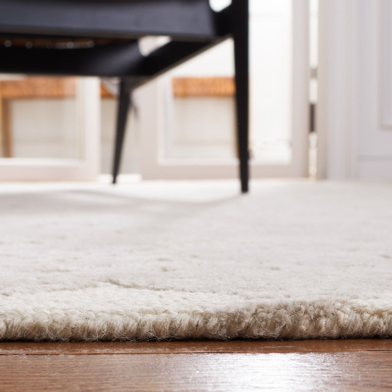 Jaquelene Hand Tufted Wool/Cotton Southwestern Rug in Gray/Ivory, Rectangle 4' x 6'