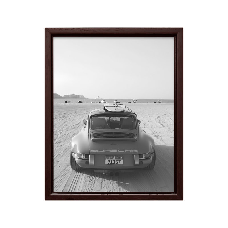 Voiture dans le désert, Affiche, Encadrement brun, H 11 po x l 14 po