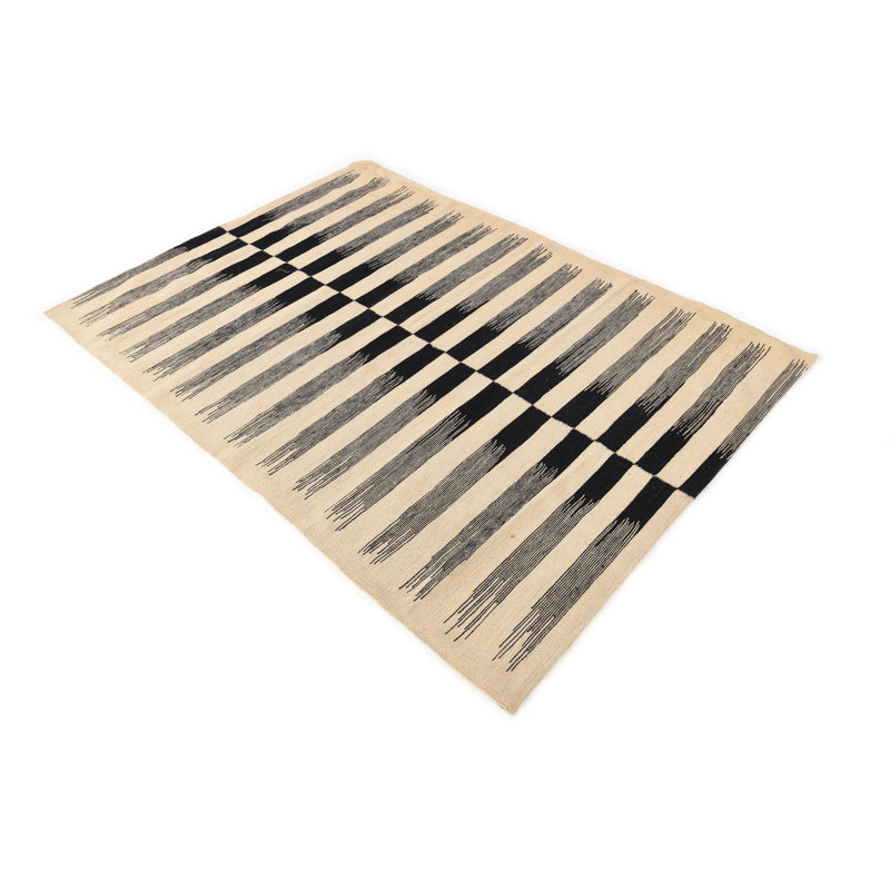 Tapis noir et blanc Orta