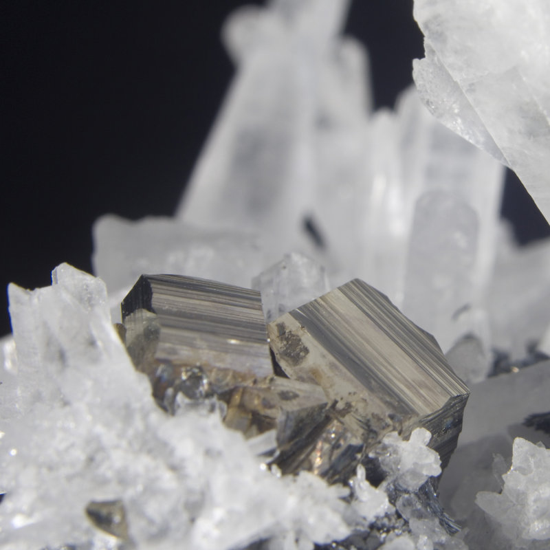 Rhosyn Crystal
