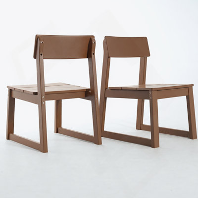 Ensemble de 2 chaises d'extérieur et de jardin en PEHD brun avec un design moderniste pour des sièges écologiques et durables