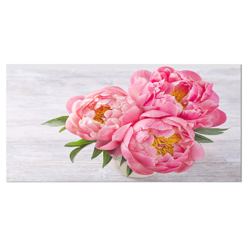 «Bunch of Peony Flowers In Vase», reproduction de photo, H 12 po x l 20 po, Toile tendue