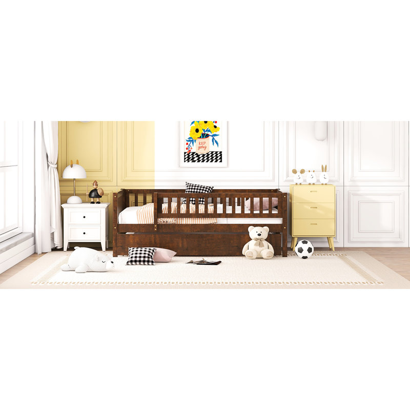Lit de jour simple avec couchette et barrière de sécurité en noyer pour les centres de bien-être, Lit simple, Noyer