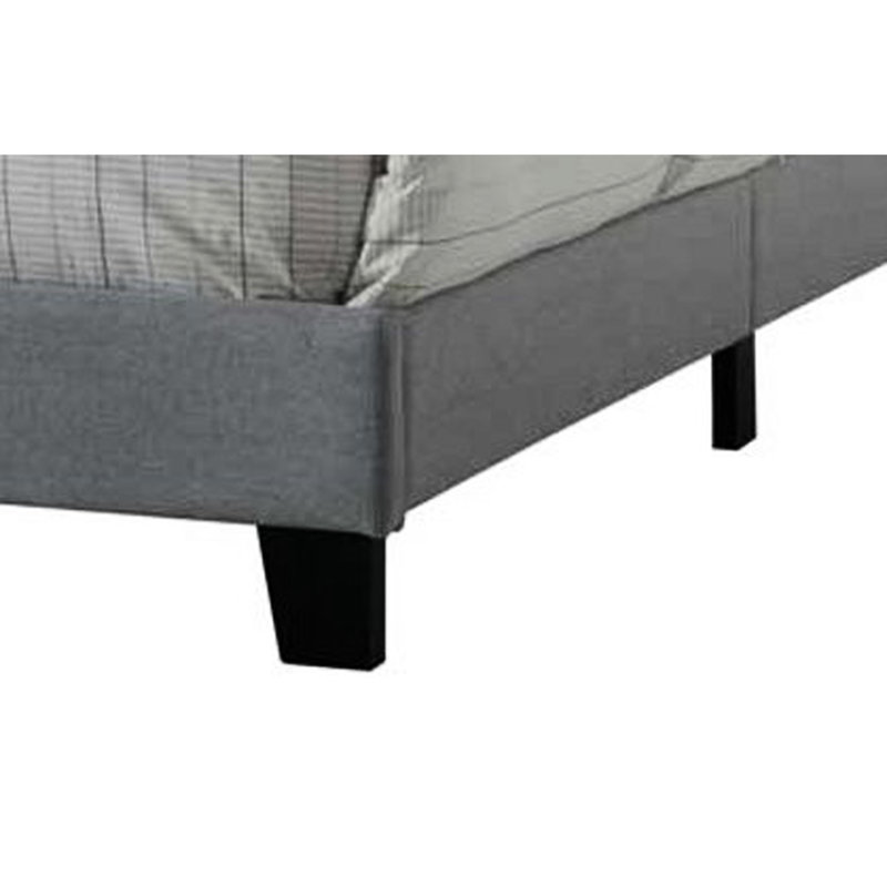 Grand lit en tissu gris - avec pieds et rembourrage de style