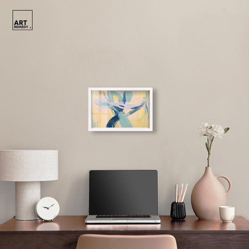Décoration murale enchâssée «Embrace II», H 11 po x l 16 po, Blanc