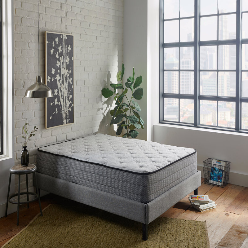 Matelas avec mousse viscoélastique gélifiée et ressorts ensachés 884, Très grand lit