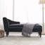 Chaise longue capitonnée avec garniture cloutée-1436176928