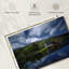 Chapelle au bord du lac-2145137714