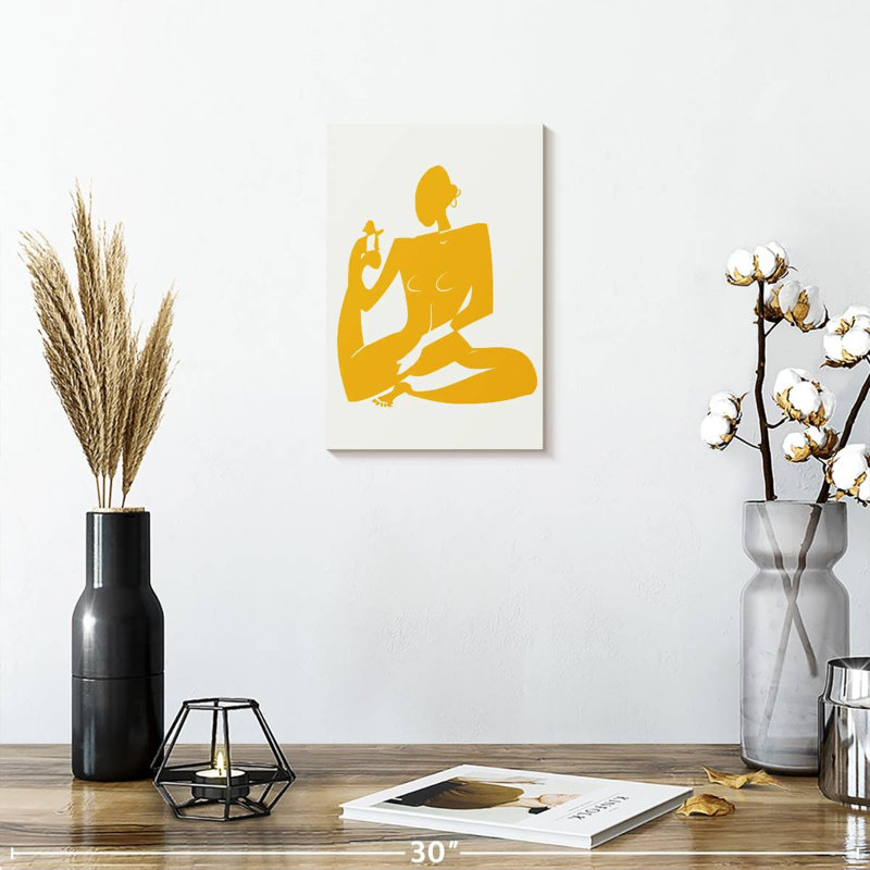 Sirpi nu de yoga en jaune, H 12 po x l 8 po