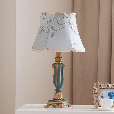 Luxury And Retro American Classical Desk Lamp